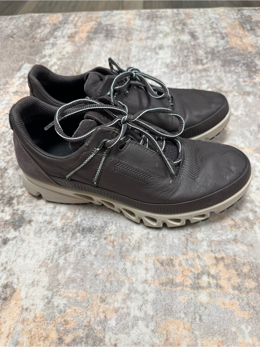 ECCO women’s leather GORE-TEX Surround sneakers, waterproof